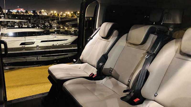 9 places van ford pour taxi cherbourg